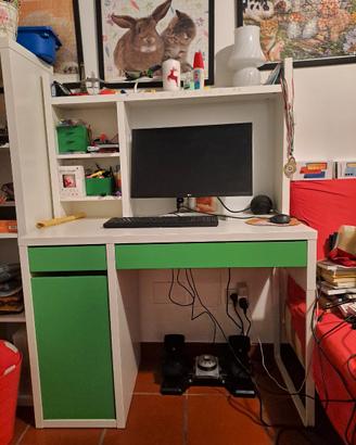 Scrivania MICKE IKEA