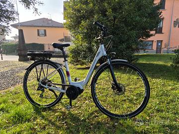 E-bike MONTANA – 40 km reali – 650 € trattabili