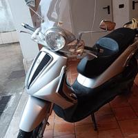 Piaggio Beverly iè 250 tourer 
