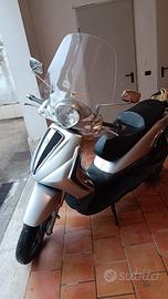 Piaggio Beverly iè 250 tourer 