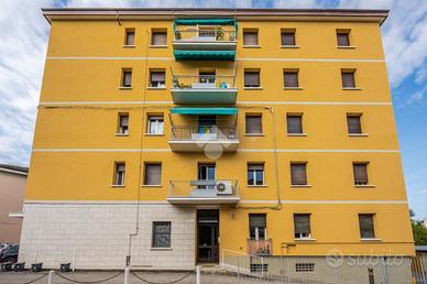 4 LOCALI A ZOLA PREDOSA