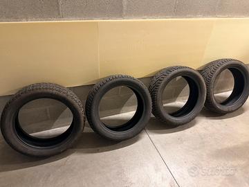 Gomme invernali 215/50 R18