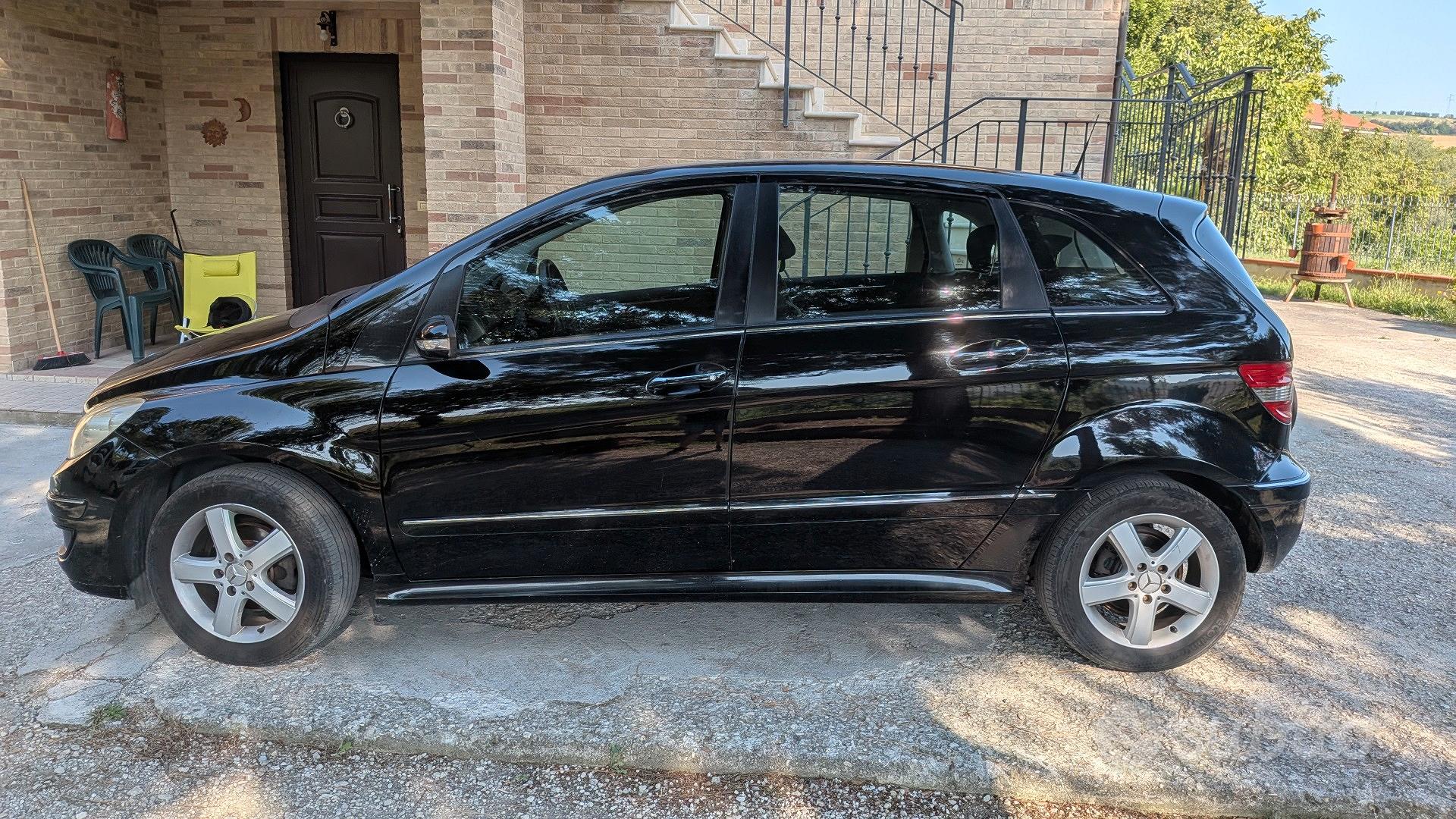 Mercedes-Benz B-Class 2005 photo 3
