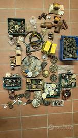 Stock materiale Moto Guzzi, Lambretta, Vespa