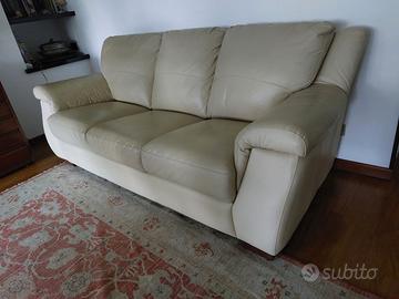 Divano pelle Chateu d'Ax COME NUOVO