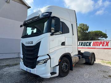 Iveco S-Wai 490, 2022, km 332.000 con retarder