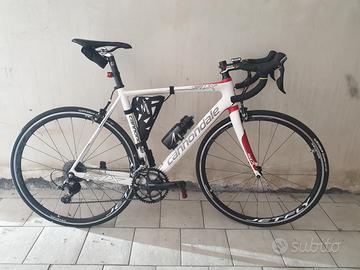 Bicicletta Cannondale Six full carbon