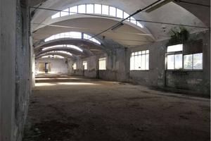 Immobile di 3650 m² con più di 5 locali a Porcari