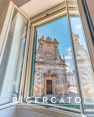 TERRA-CIELO D'EPOCA NEL CENTRO STORICO DI SAN DONA