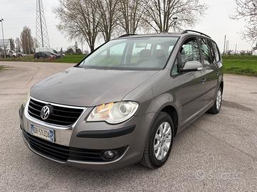 Volkswagen Touran 2.0 metano 2007