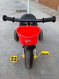 Triciclo ducati