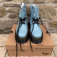 Dr. Martens Jadon III Platform