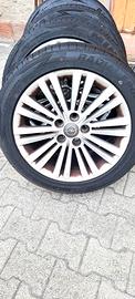 gomme 245/45ZR 18