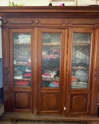 LIBRERIA IN LEGNO CON ANTE A VETRO