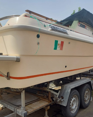 Barca cabinata Cranchi Holiday efb