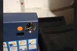 Compressore Kit Riparazione Pneumatici 12V 