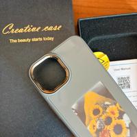 Cover con schermo personalizzabile