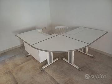 Scrivania a L, bianca e grigia