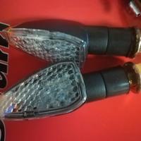 FRECCE LED MOTO CLI7021 TRIANGOLARE GAMBO CORTO