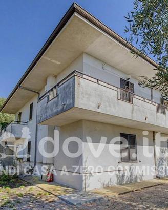 Appartamento di 130 m² con 3 locali a Francavilla 