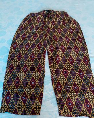 pantaloni a gamba ampia 