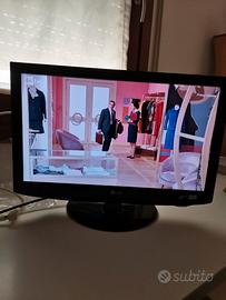 TV Color LG 22LH2000 da 22 pollici