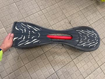 Waveboard/skateboard a 2 ruote