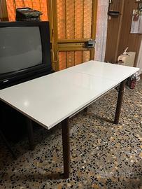Tavolo 