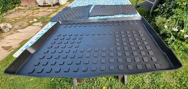 Tappeti in gomma Originali per Mercedes GLA