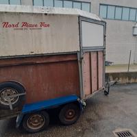 Trailer Due cavalli. 16q.li complessivo