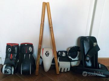 Materiale per sport da combattimento