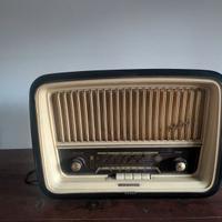 Radio d'epoca Telefunken Desirè Mod.R232 Anni 50