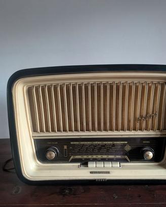Radio d'epoca Telefunken Desirè Mod.R232 Anni 50