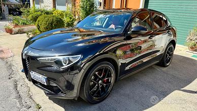 Alfa Romeo Stelvio 2.2 Turbodiesel 190 CV AT8 Q4 S