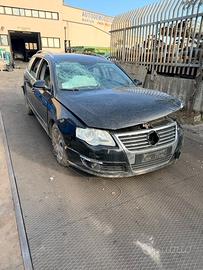 Ricambi Volkswagen Passat 2.0 TDI 4motion SW Anno 