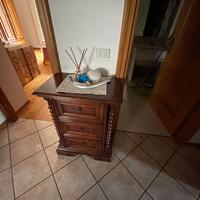 Mobiletto in legno