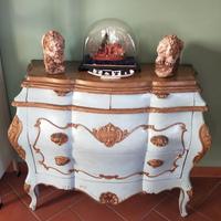 antico cassettone veneziano 600