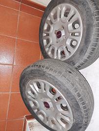  2 ruote complete di gomme cerchi e coppe mis