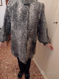 Pelliccia vera di astrakan, foderata ,taglia XXXL