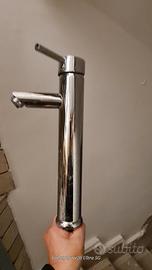 Lavandino a ciotola+ rubinetto 