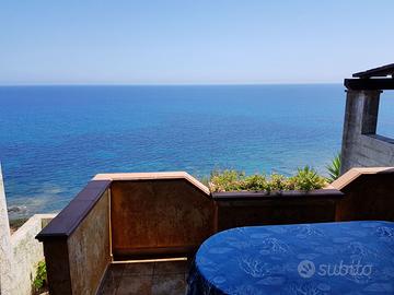 Splendida villetta sul mare con vista unica