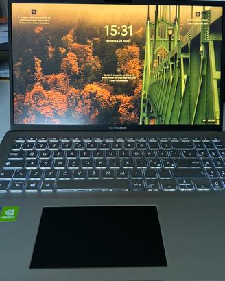 ASUS Vivobook S15 i7 / 8GB / SSD 512GB