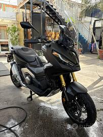 X-adv 750 2024