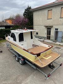 Barca Cabinato marca Chris Craft Lobster