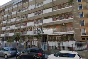 QUADRIVANI CON SALONE DOPPIO CON P. AUTO