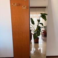 Specchio con appendiabiti vintage da ingresso