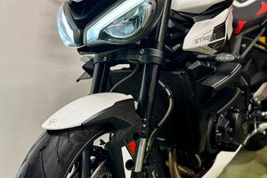 Triumph Street Triple 765R
