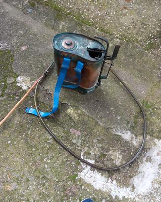 pompa irroratrice a spalla in rame