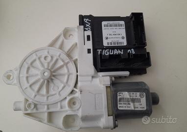 MOTORINO ALZAVETRO ANTERIORE DESTRA VOLKSWAGEN Tig