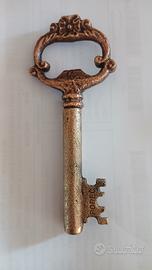 Antico apribottiglie in ottone. "Angolo vintage"